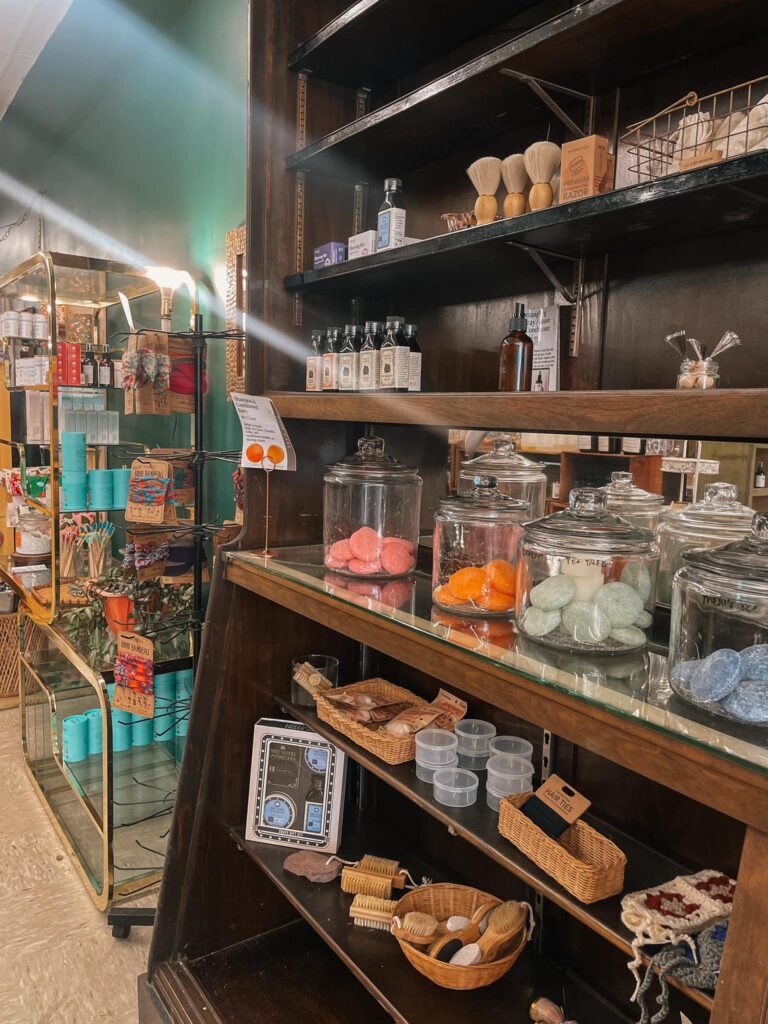 409054146 865433322251917 484570358723777130 n 768x1024